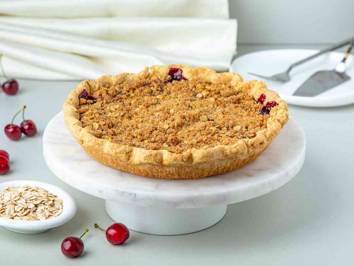 Cherry Crumb Pie