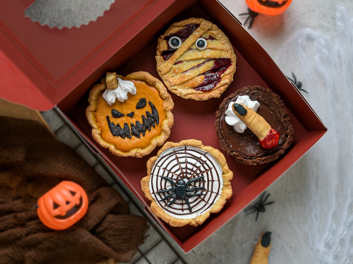 Spooktacular Pie Box